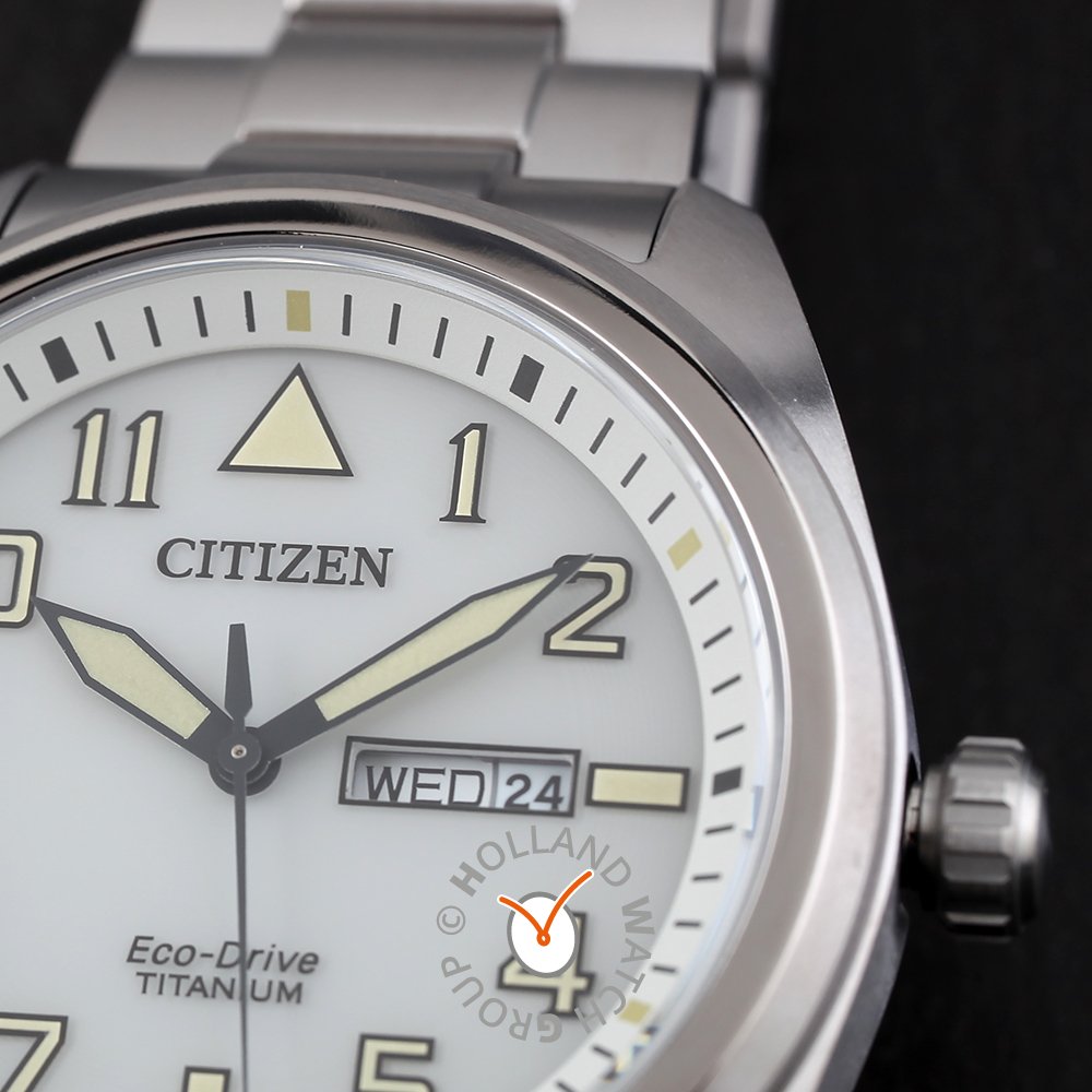 Citizen Super Titanium Bm8560 88xe Field Watch • Ean 4974374305688